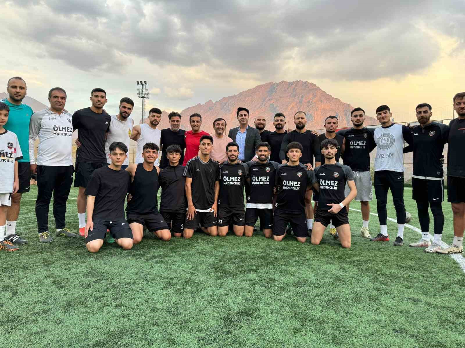 Ünlü oyuncudan Zapspor’a jest