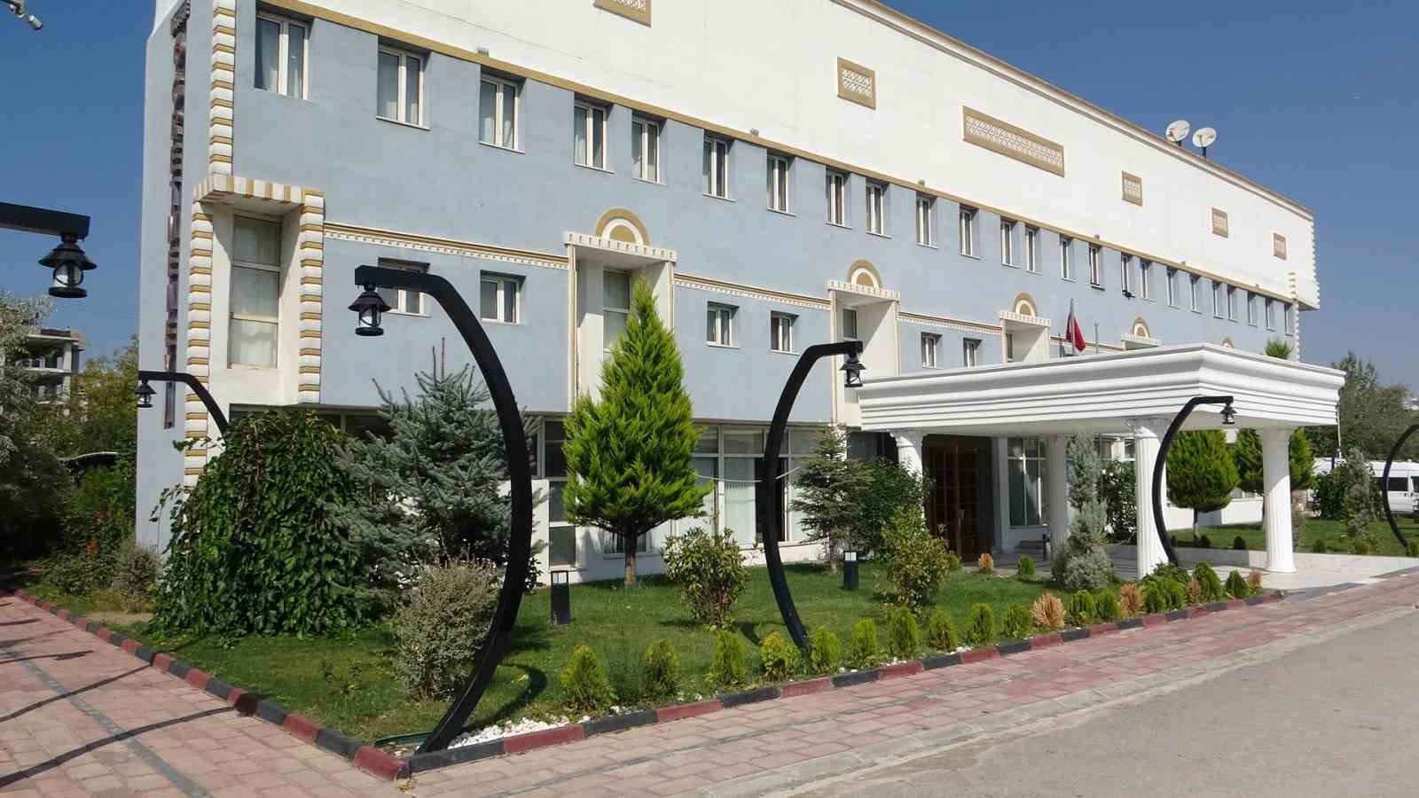 Van’da bulunan İskele Öğretmenevi 5 yıldızlı otelleri aratmıyor