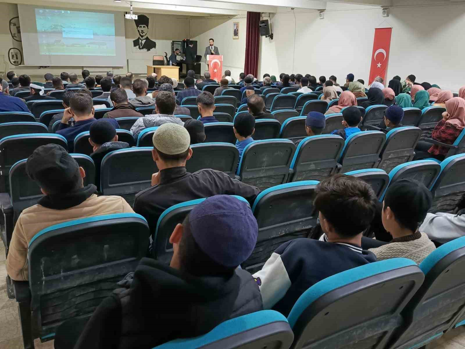 Van’ın Çaldıran ilçesinde Mevlid-i Nebi Haftası kutlandı