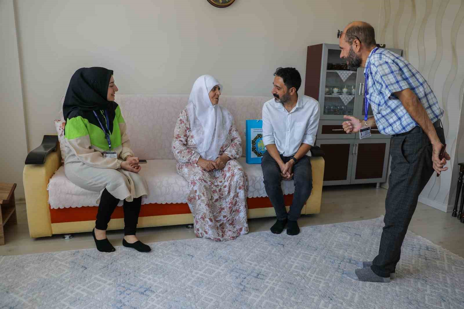 Diyarbakır’da yaşlılar unutulmadı