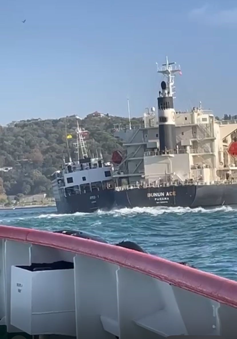 Ulaştırma ve Altyapı Bakanlığından Boğaz’daki gemi kazasına ilişkin açıklama: “Gemilerde maddi hasar meydana geldi”
