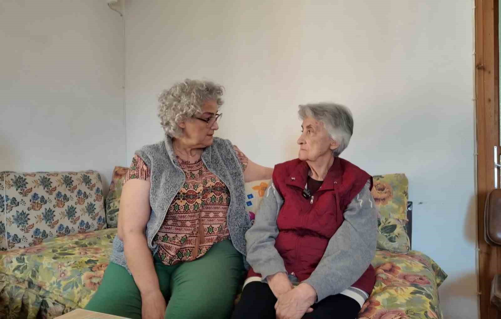 Doğup büyüdükleri yerlerde çocukluk hatıralarını anlattılar