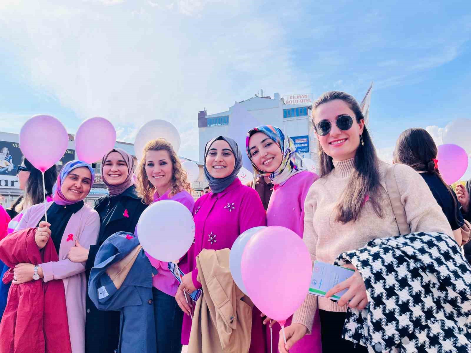 Van’da meme kanseri farkındalık etkinliği yapıldı