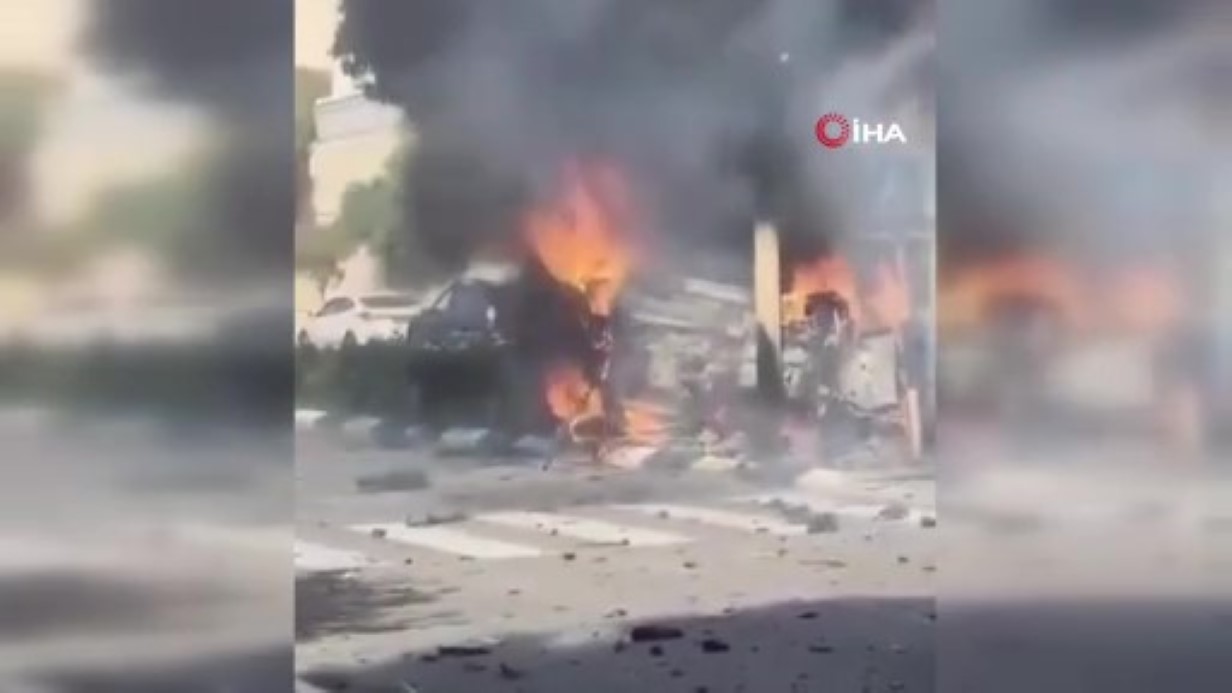 İsrail, Lübnan’da ilk kez Hristiyanların çoğunlukta olduğu köyü vurdu: 18 ölü