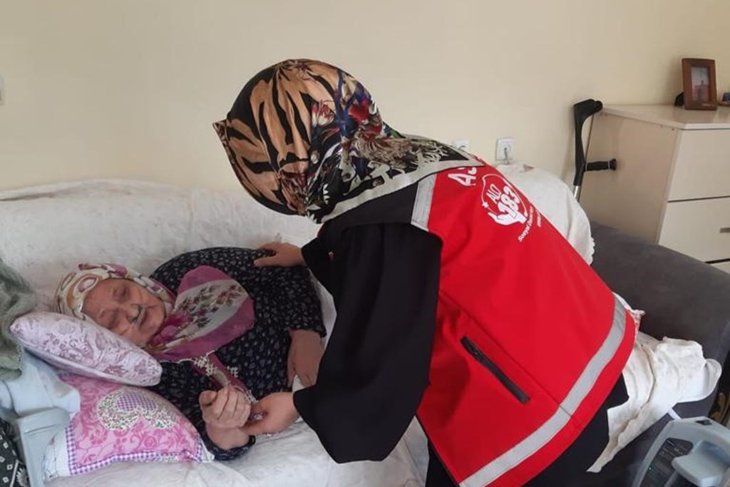 Evde Bakım Yardımı ödemeleri hesaplara yatmaya başladı