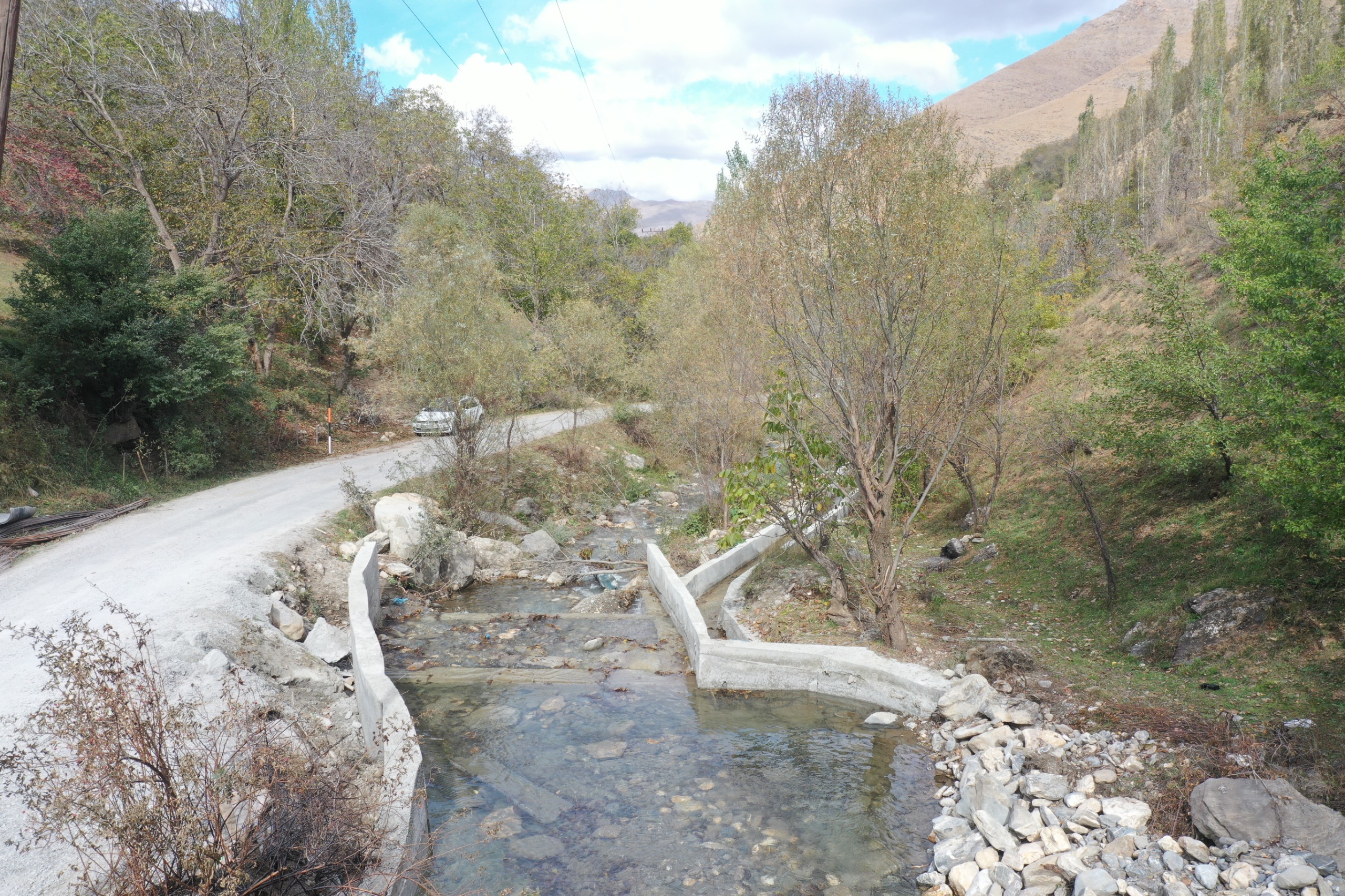 Kaynak suları Bahçesaraylı çiftçilere can suyu olacak