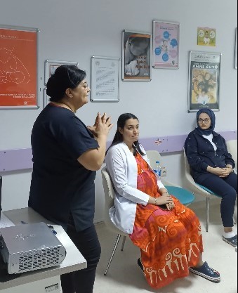 Anne adaylarına gebelik eğitimi