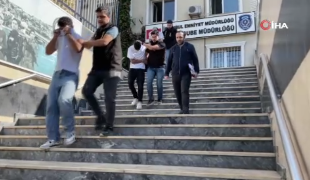 İnterpol’ün aradığı 2 lüks otomobil İstanbul’da bulundu