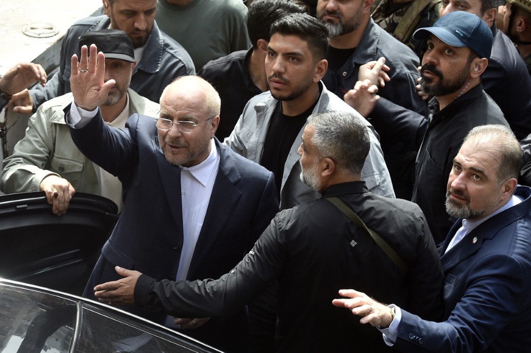 İran Meclis Başkanı Galibaf kendi kullandığı uçakla Beyrut’a geldi