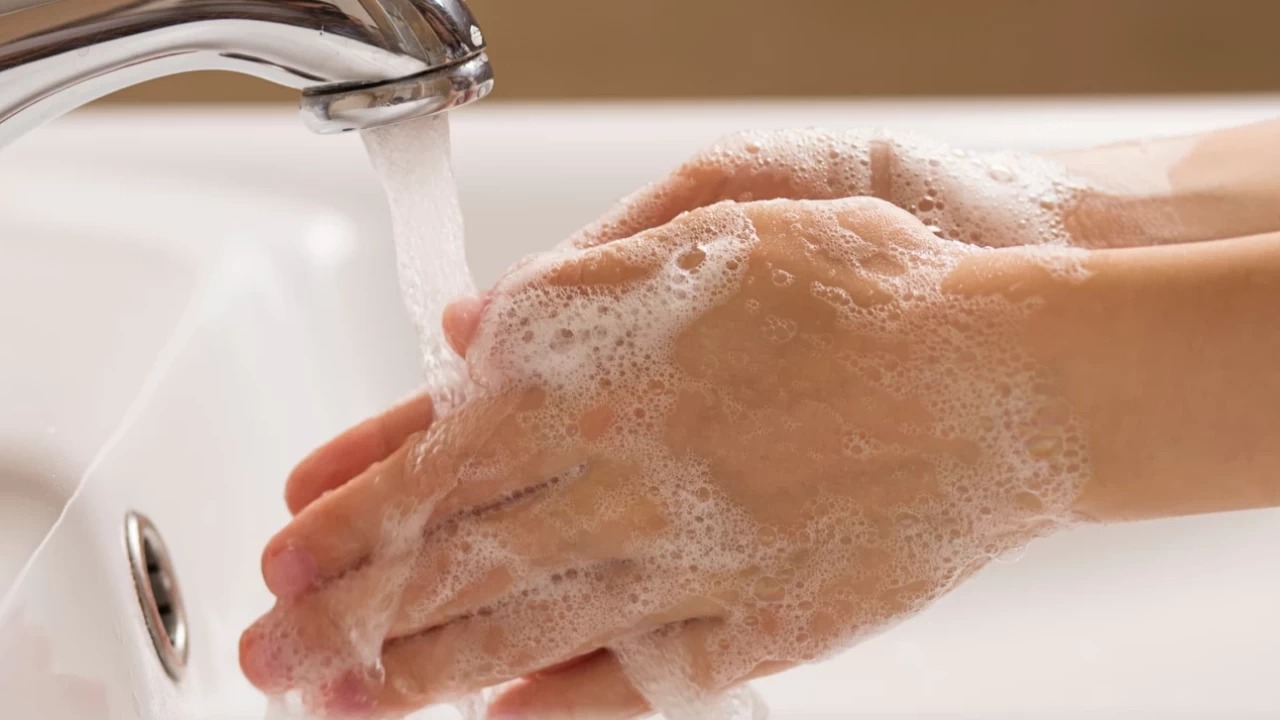 “Soğuk havalarda enfeksiyondan korunmada el hijyeni çok önemli”