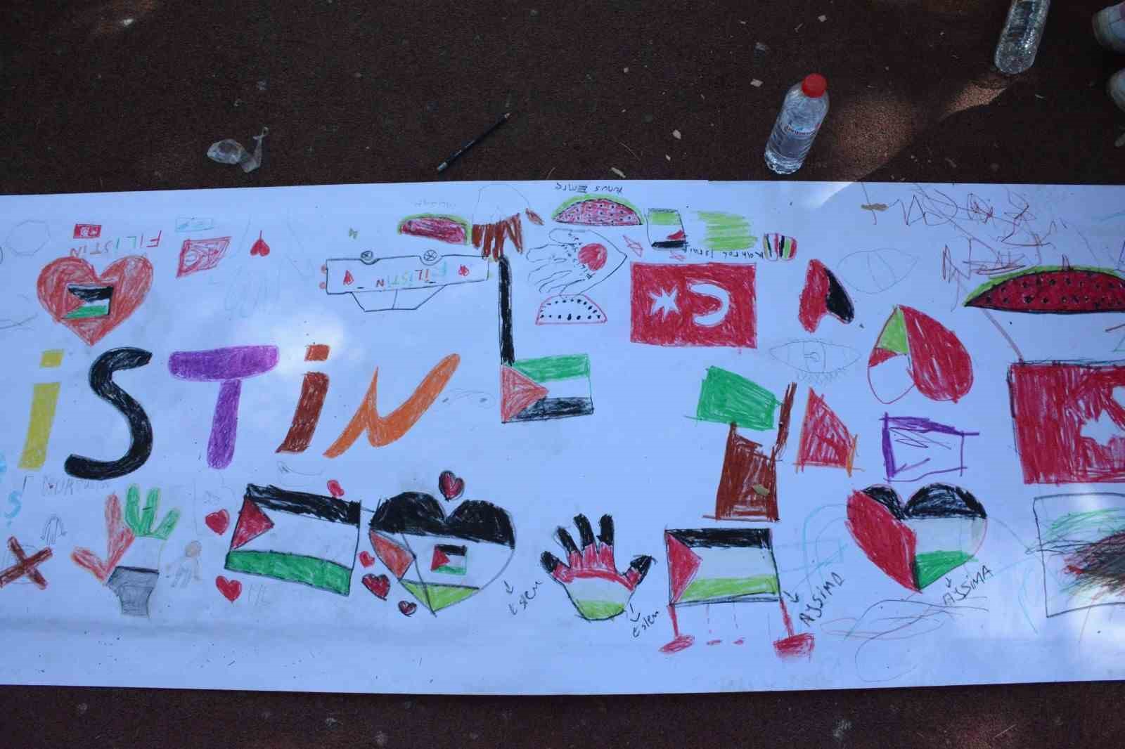 Filistinli çocuklar için çizdiler