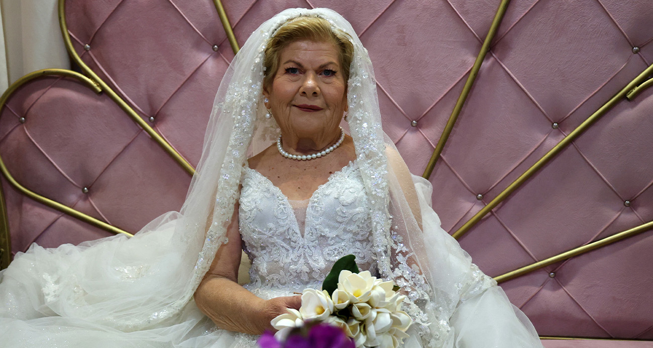 Damatsız düğün yaptı