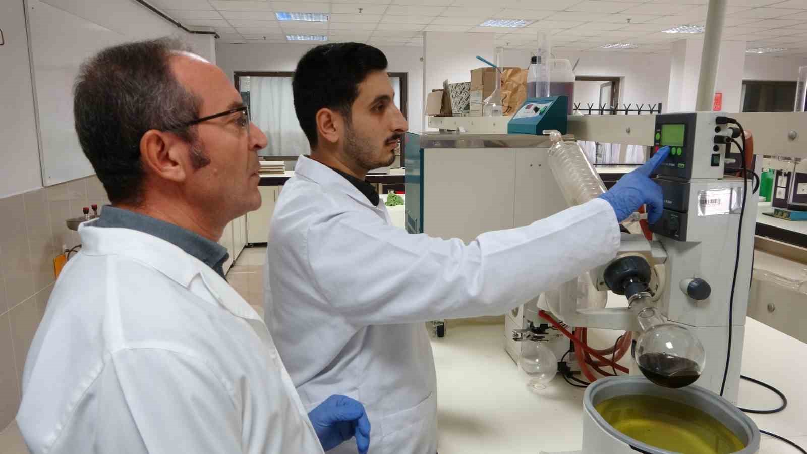 Petrol rafinerisi atığından benzin ve mazot ürettiler