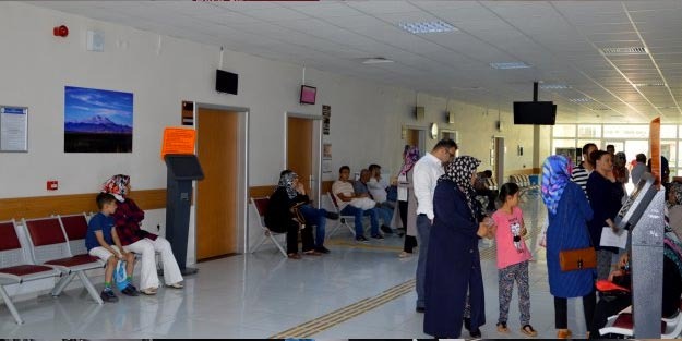 SBÜ Van Eğitim ve Araştırma Hastanesinde bugün mesai sonrası hangi poliklinikler hizmet verecek?