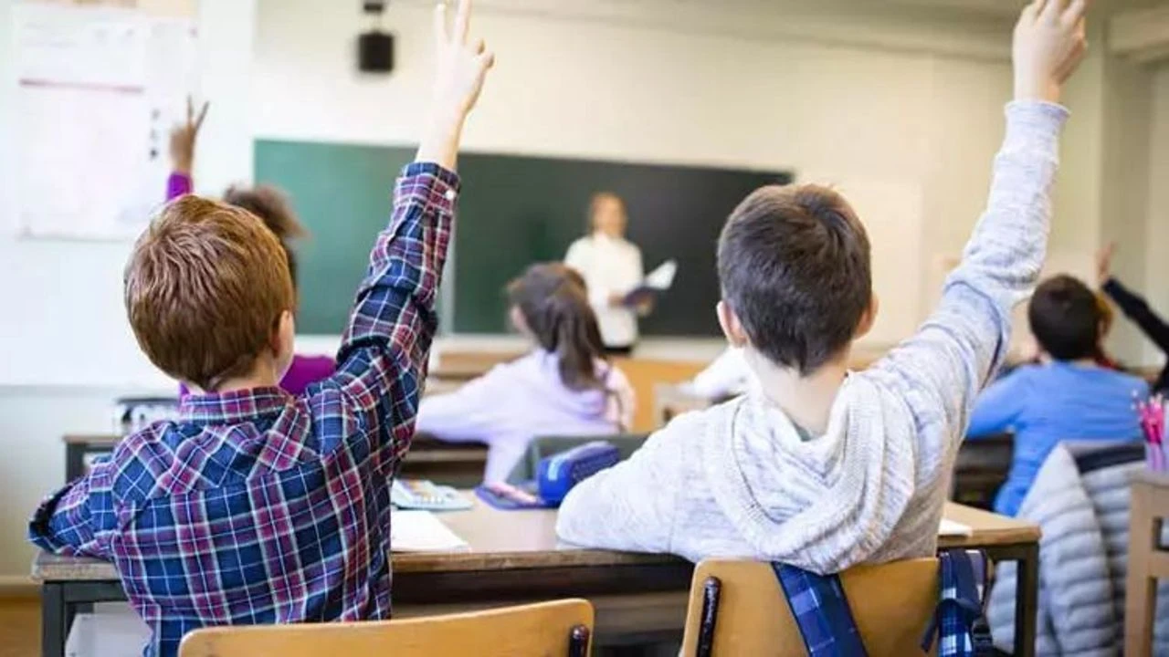 Bakan Tekin duyurdu: Ara tatil seminerleri online yapılacak