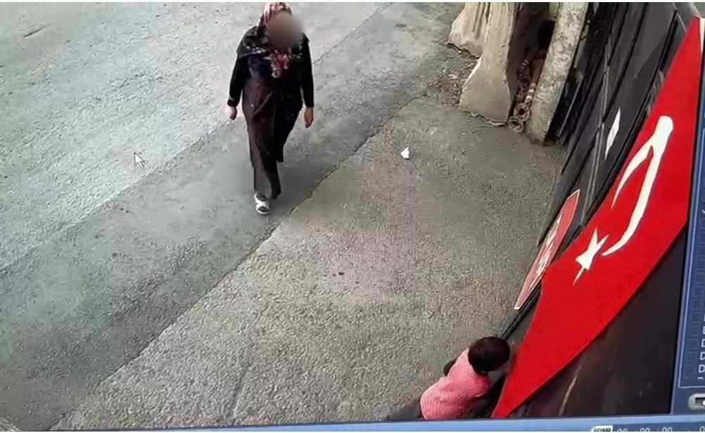 Vanlı anne ve çocuktan gururlandıran hareket