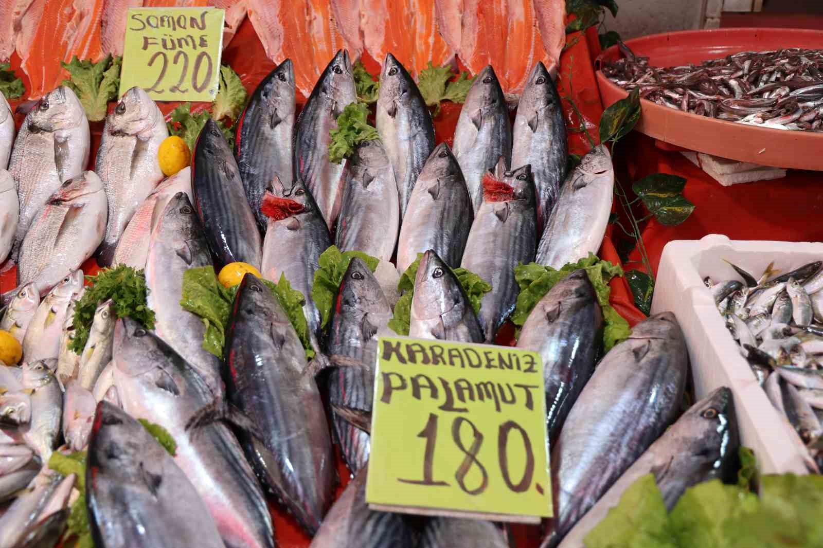 Vatandaşlardan palamuda yoğun ilgi