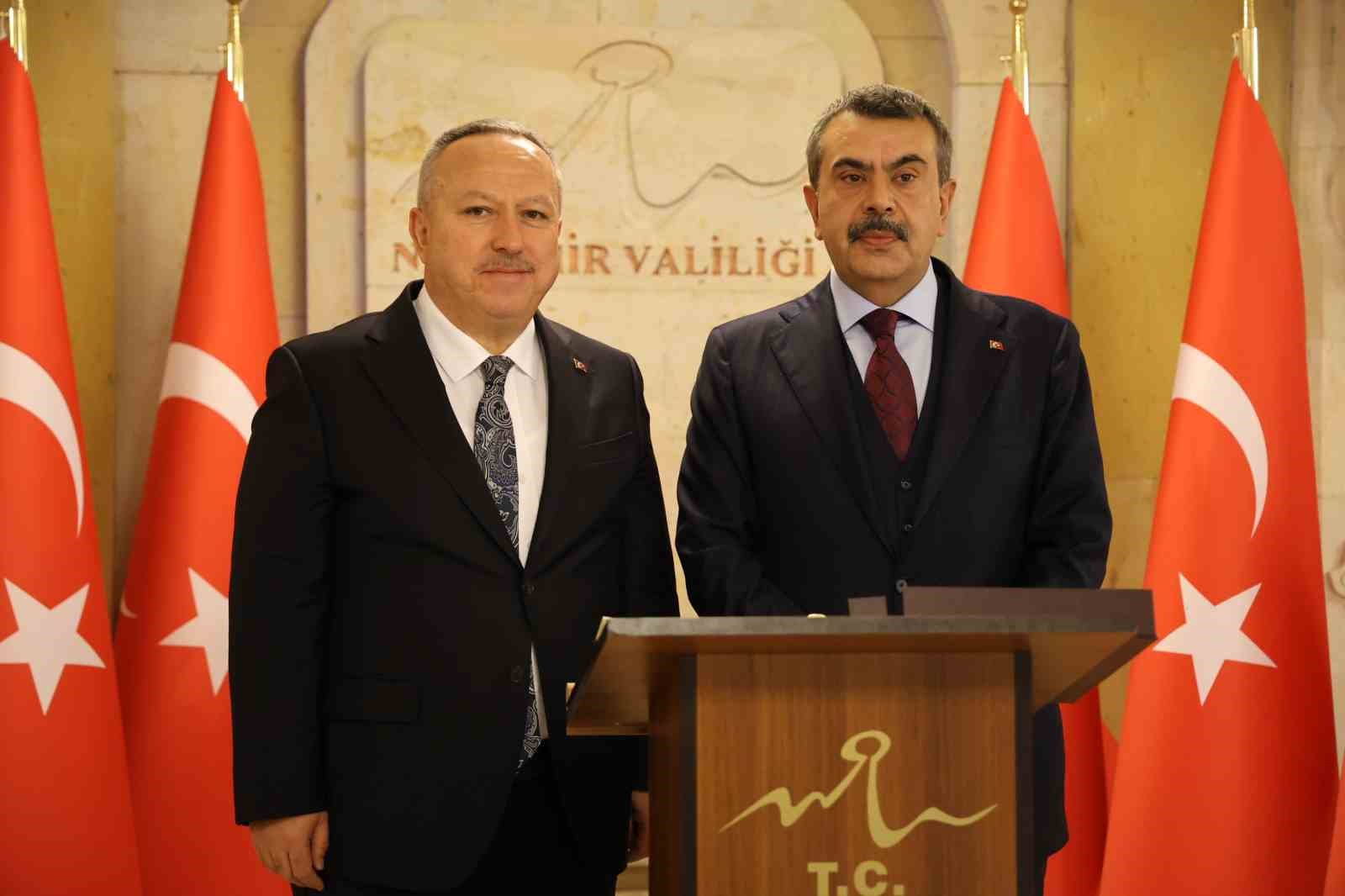 Bakan Tekin rakamlarla açıkladı: “Eğitimde dünya ortalamalarının üzerindeyiz”