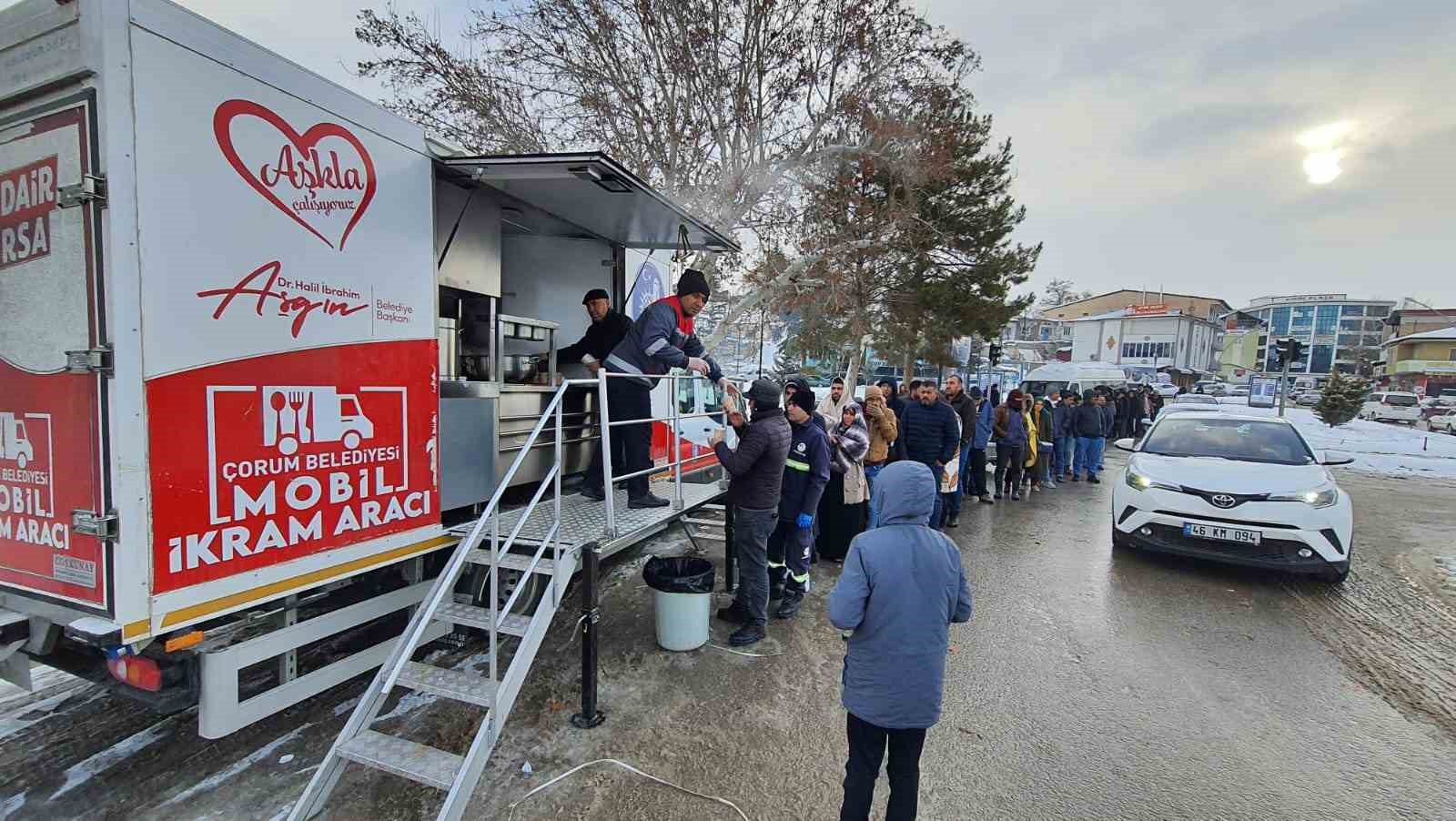 Mobil ikram aracı 3 yılda 400 bin vatandaşa hizmet
