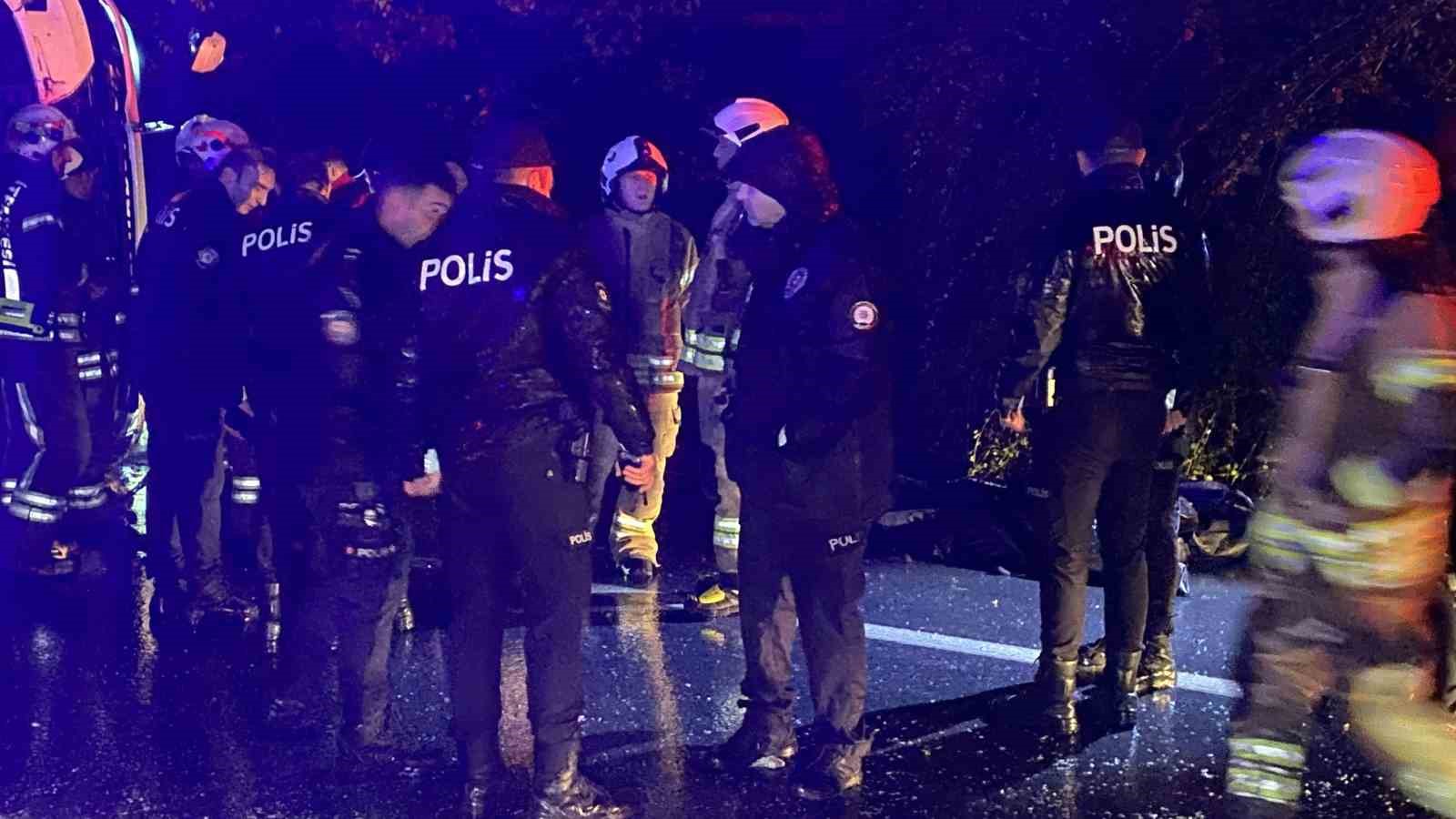 İstanbul’da yolcu otobüsü yan yattı: 2 ölü, 15 yaralı