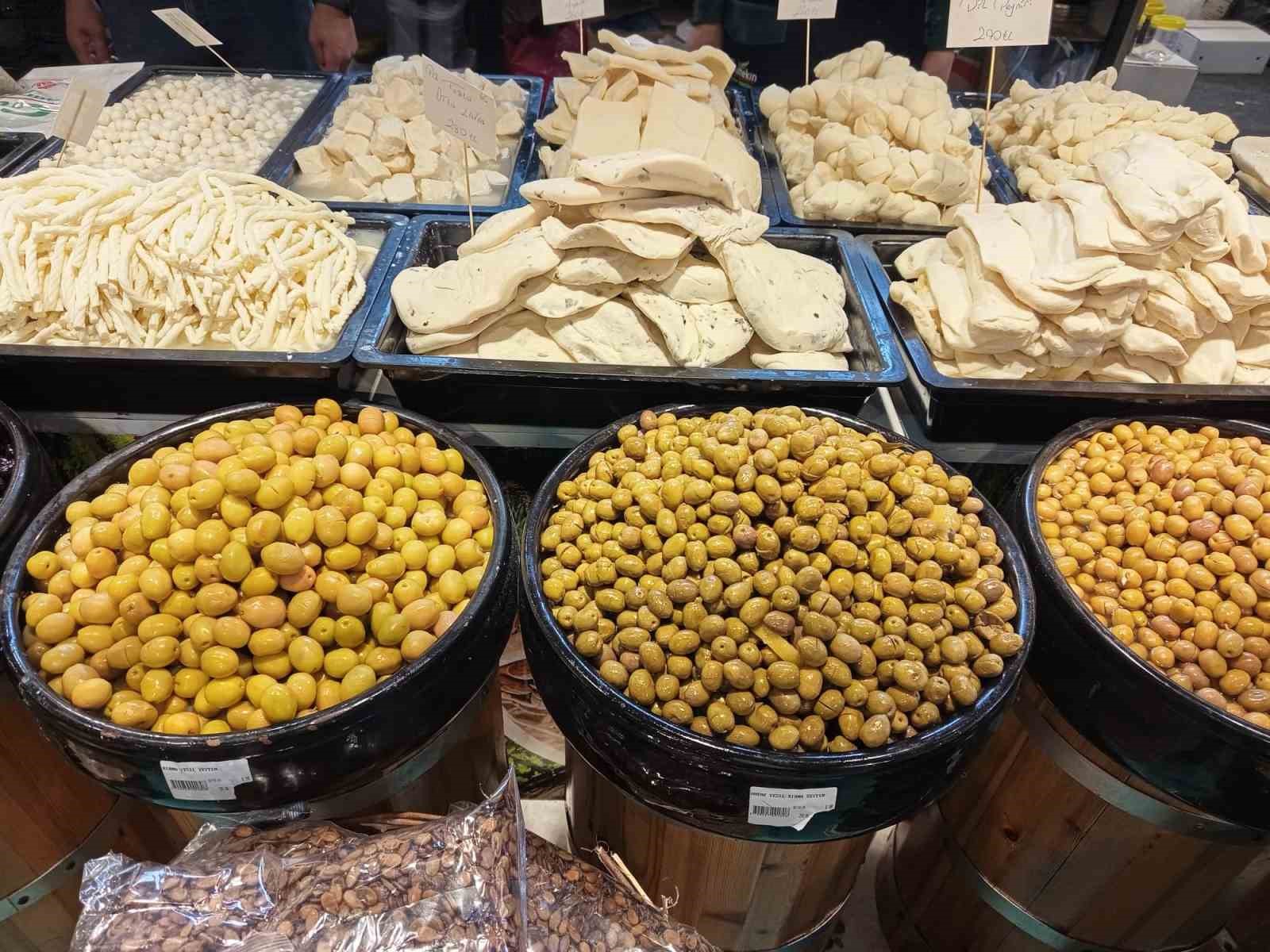 Yöresel lezzetler fuarına yoğun ilgi