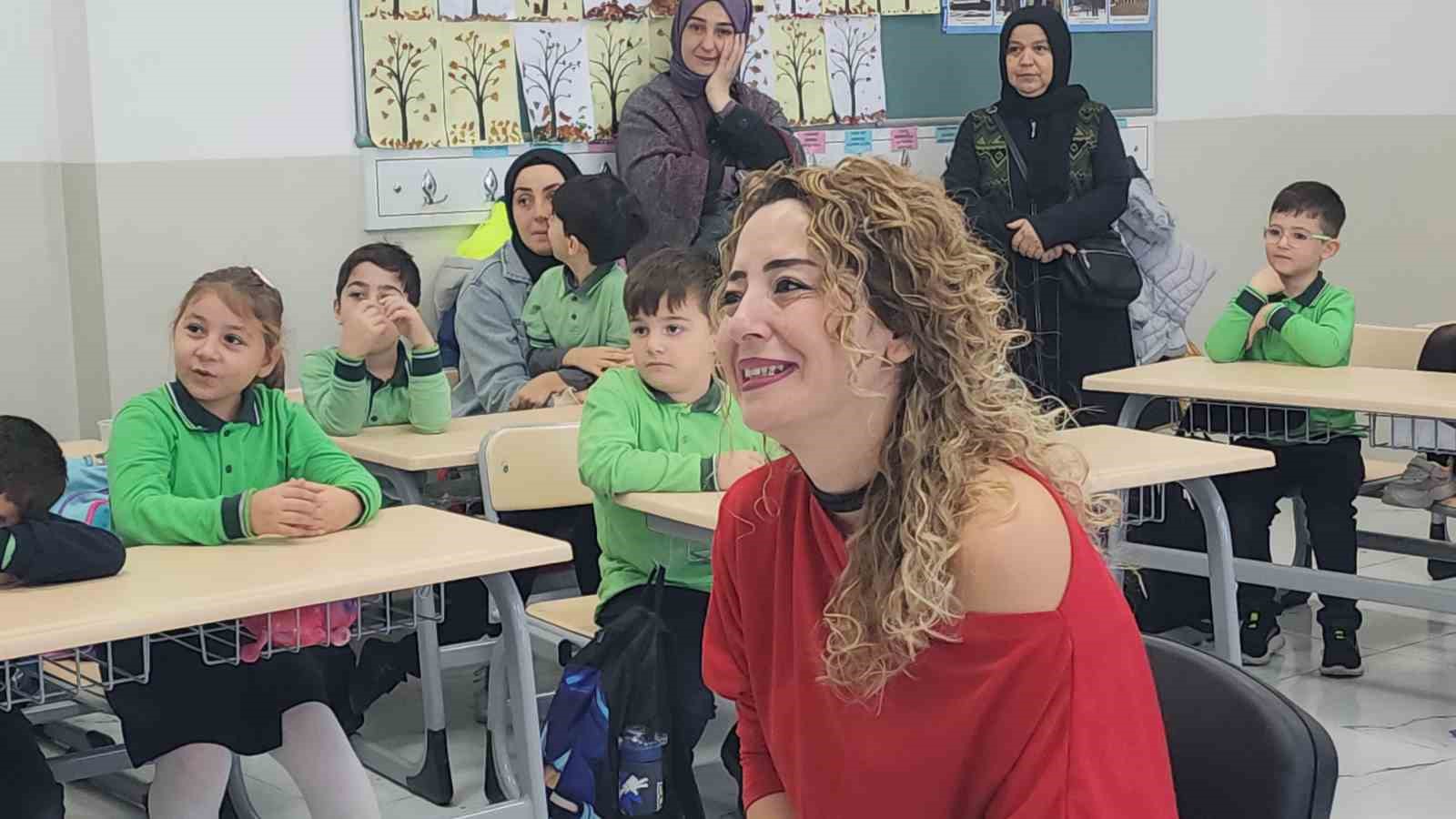 Figen öğretmene  ağlatan sürpriz