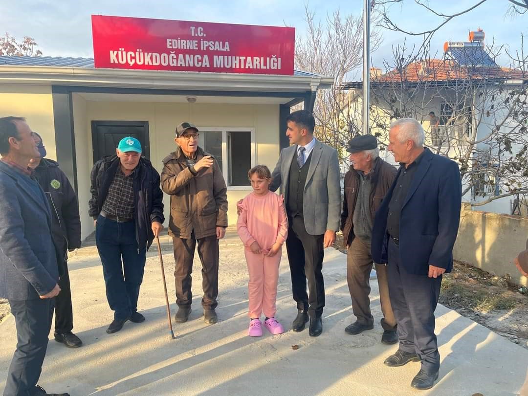 Köyün tek çocuğu büyüdü, arkadaşları da dedeler oldu