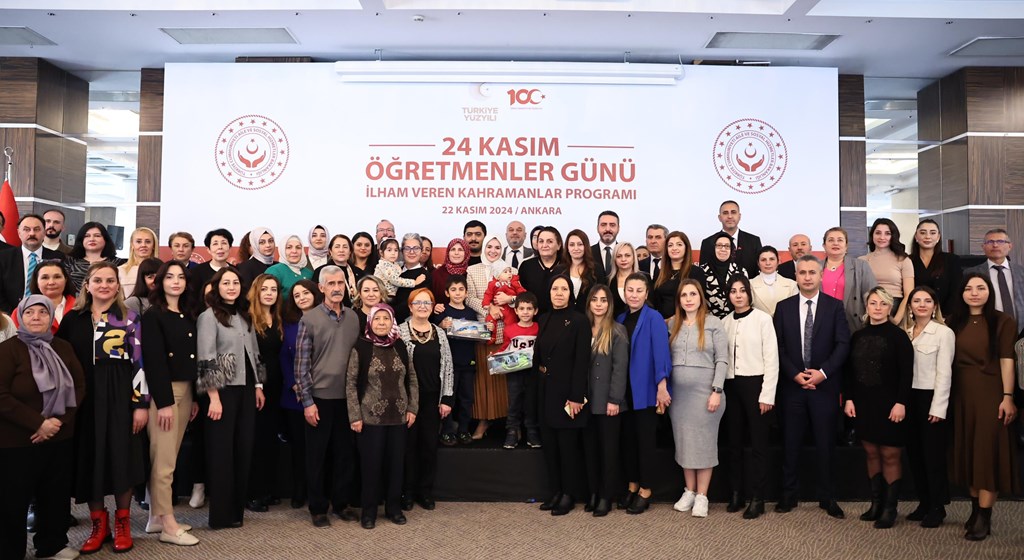 Bakan Göktaş, şehit ve gazi yakını öğretmenlerle bir araya geldi