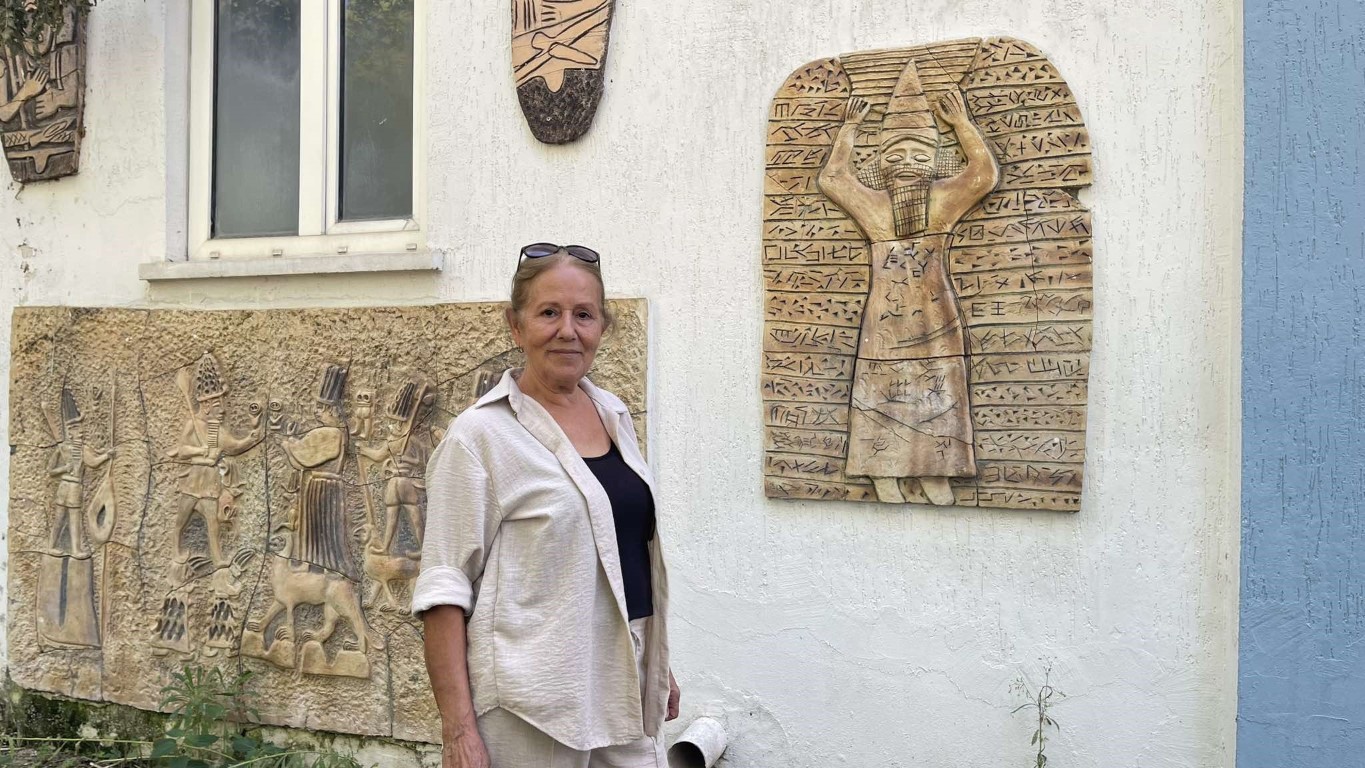 Hayallerinden vazgeçmeyen kadın  67 yaşında öğrenci oldu