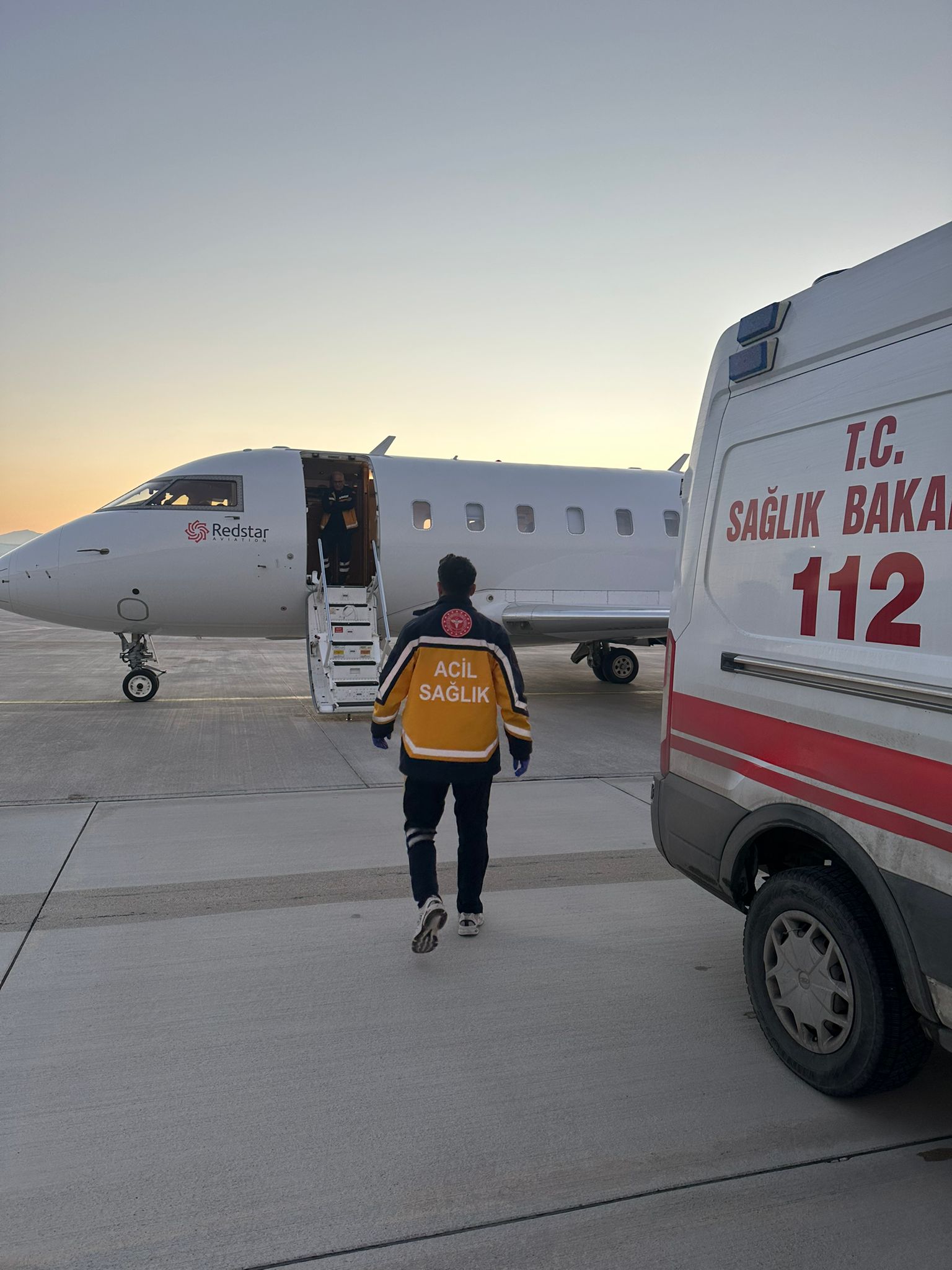5 Günlük Kalp Hastası Bebek, Ambulans Uçakla Van’dan Çapa Tıp Fakültesi’ne Sevk Edildi