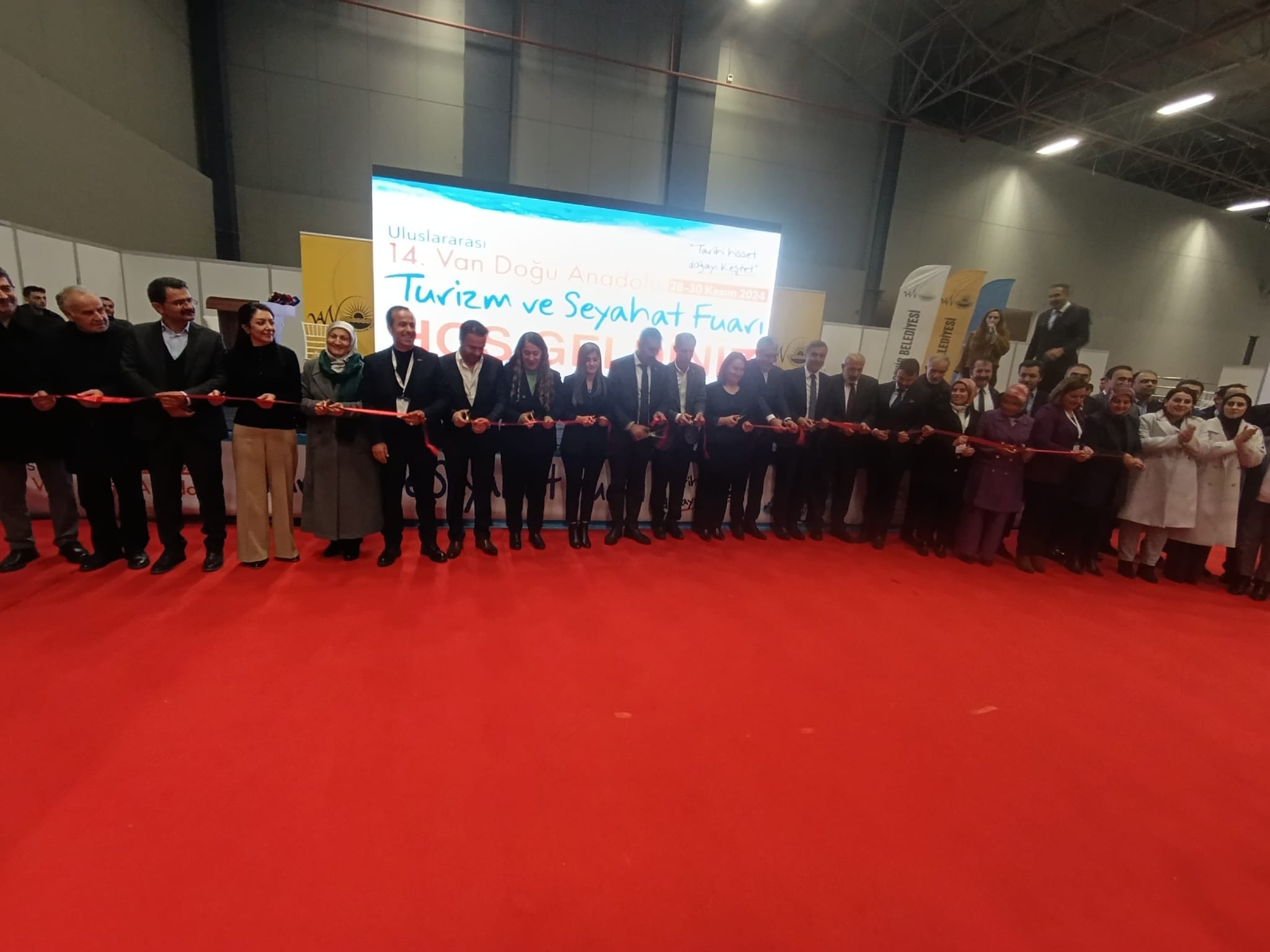 Uluslararası Van Doğu Anadolu Turizm ve Seyahat Fuarı 14. kez kapılarını açtı