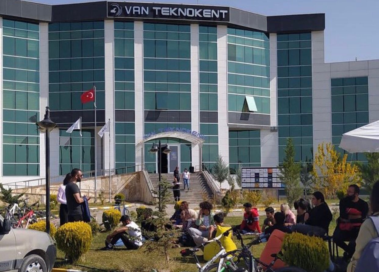 Van Teknokent’ten çifte başarı!