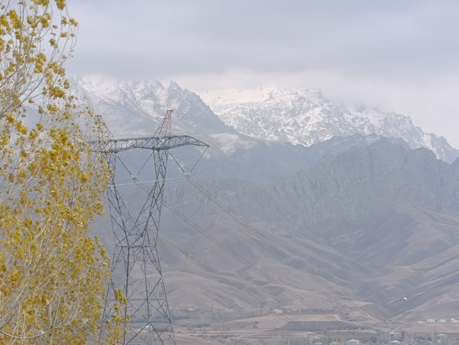 Van’daki Erek Dağı (Çiyayı Reş) beyaz duvağını taktı