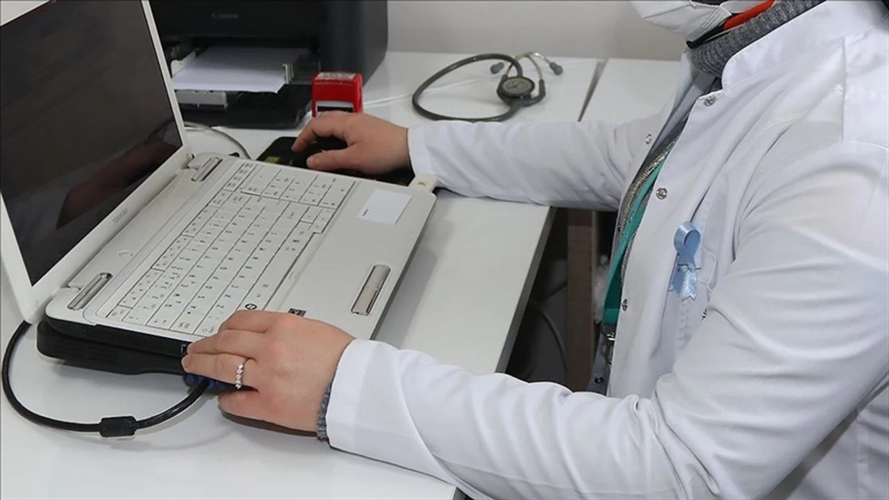 Sağlık Bakanından Aile Hekimi Çağrısı