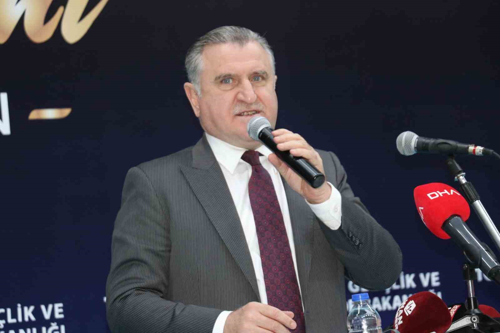 Bakan Bak Van’da konuştu