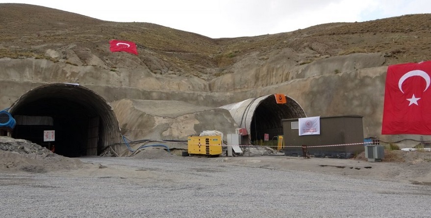 Güzeldere Tüneli açılıyor