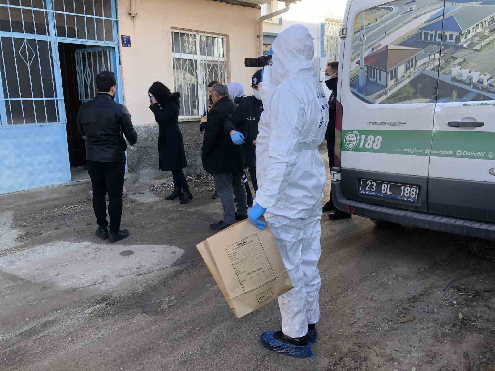 Kendisinden haber alınamayan şahıs evinde ölü bulundu