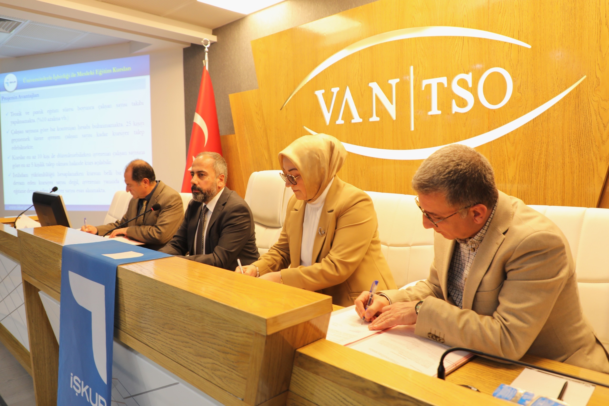 Van’da istihdamı artıracak protokol imzalandı