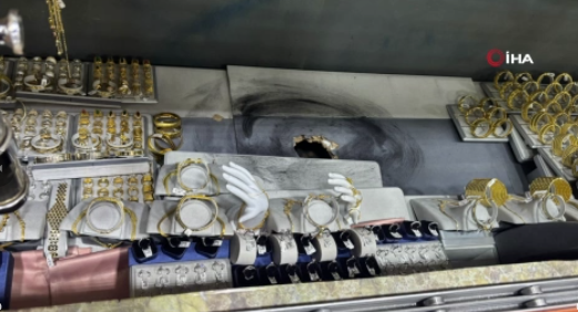 Kuyumcuda film gibi soygun