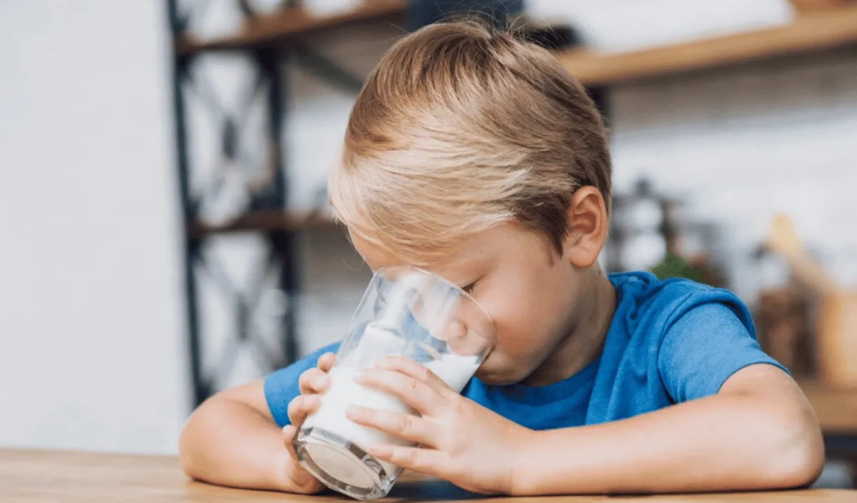 Çocuklarda aşırı süt tüketimi anemi ve kabızlık yapıyor