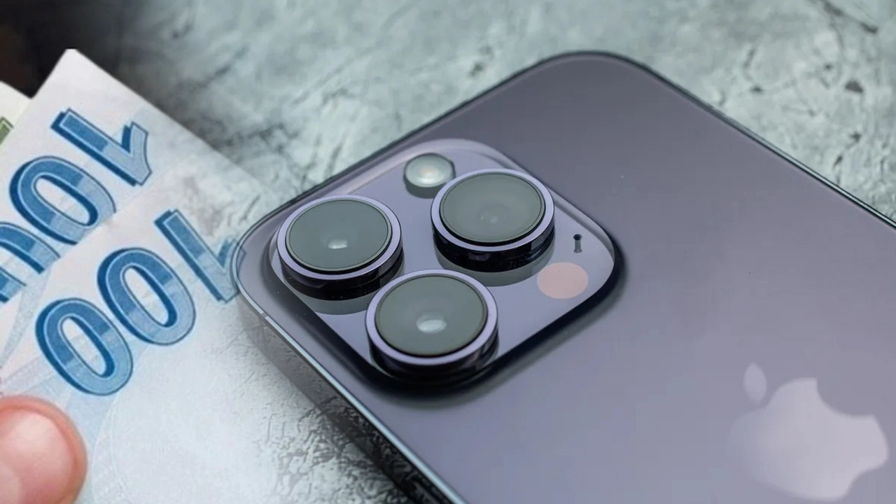 2025 yılında yurt dışından telefon getirme kayıt ücreti 45 bin 614 TL’ye çıktı