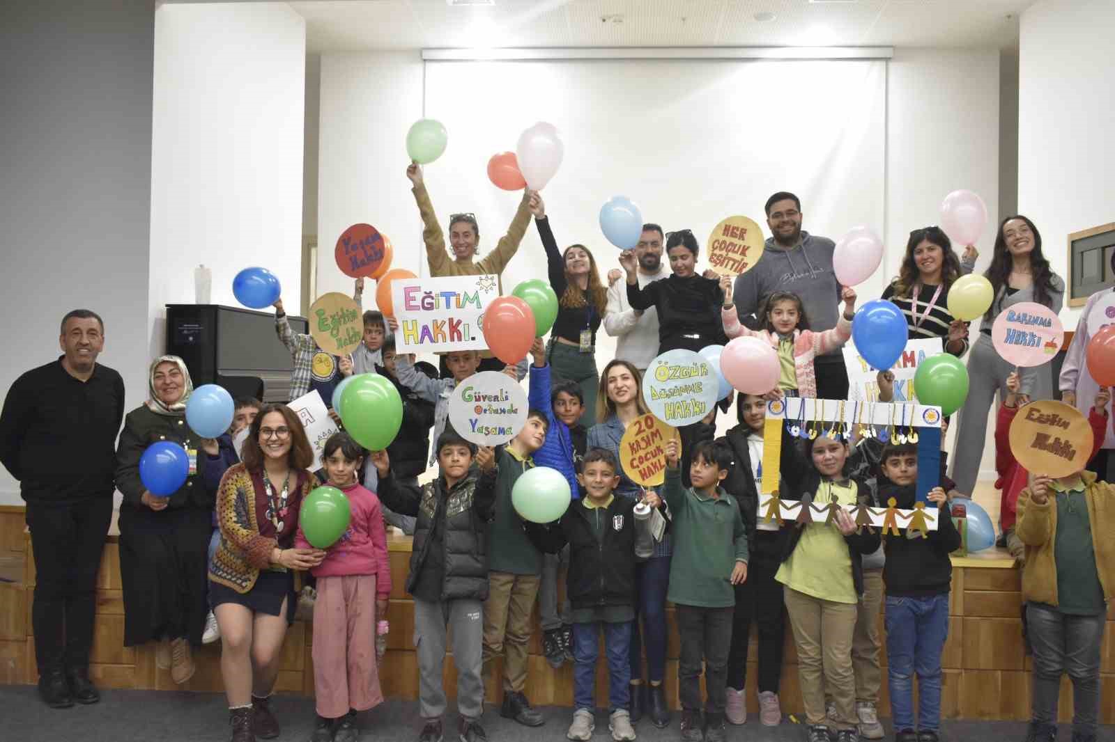 Van’da 20 Kasım Dünya Çocuk Hakları Günü etkinliği yapıldı