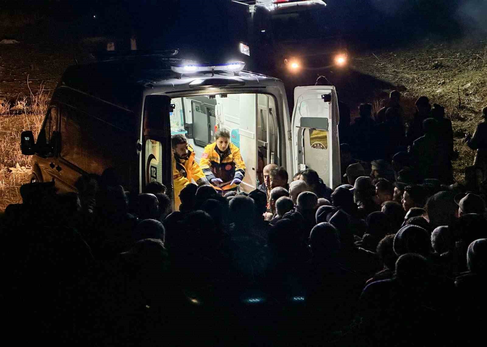 Van’da feci olay: Dağdan düşen kaya parçalarının altında kalan çoban hayatını kaybetti