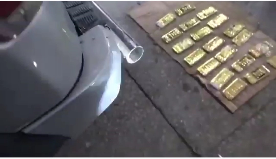 Van’da yaklaşık 60 milyon TL değerinde 20 kilo külçe altın ele geçirildi