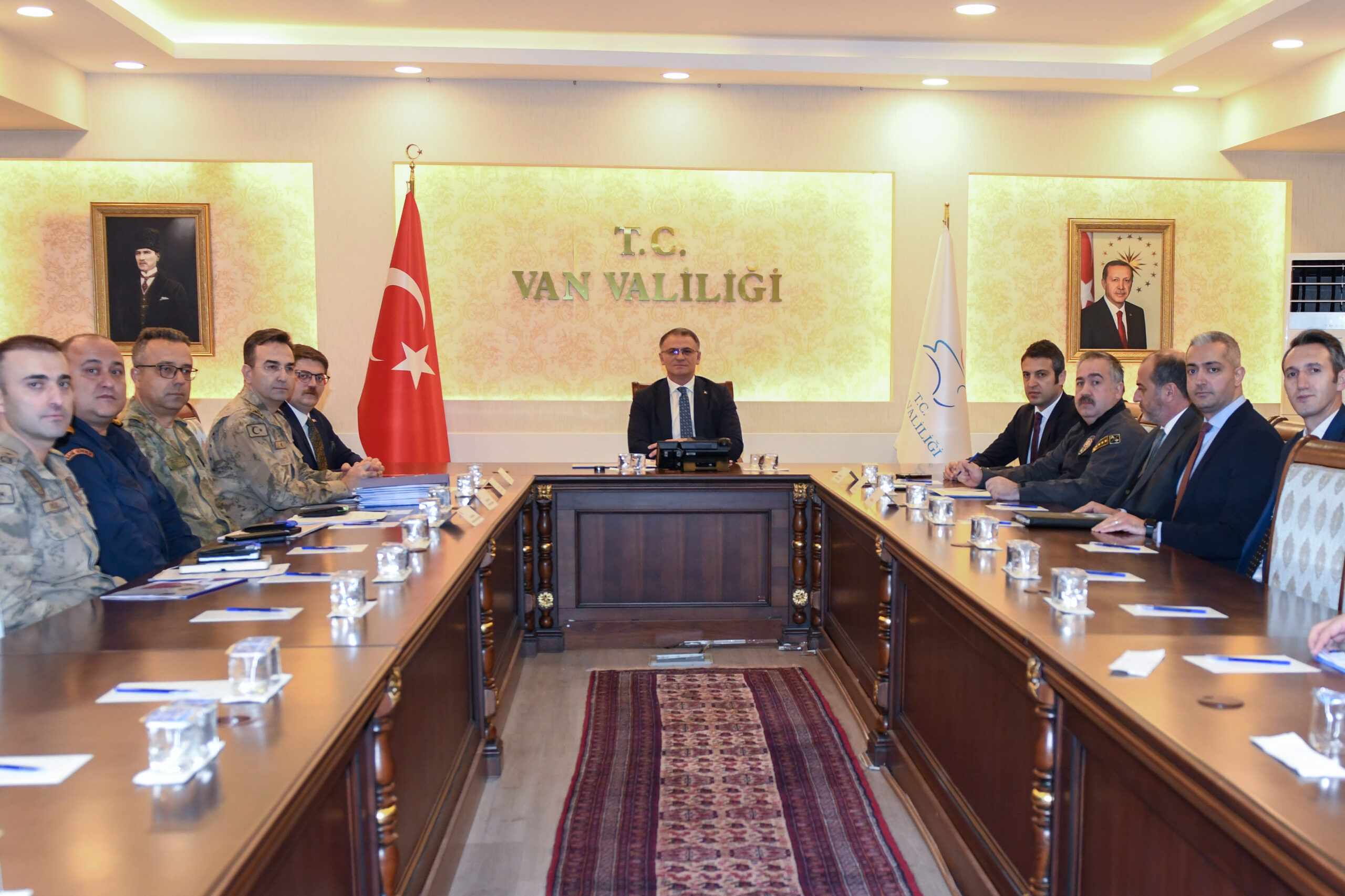 Van’da yılbaşı tedbirleri değerlendirme toplantısı yapıldı