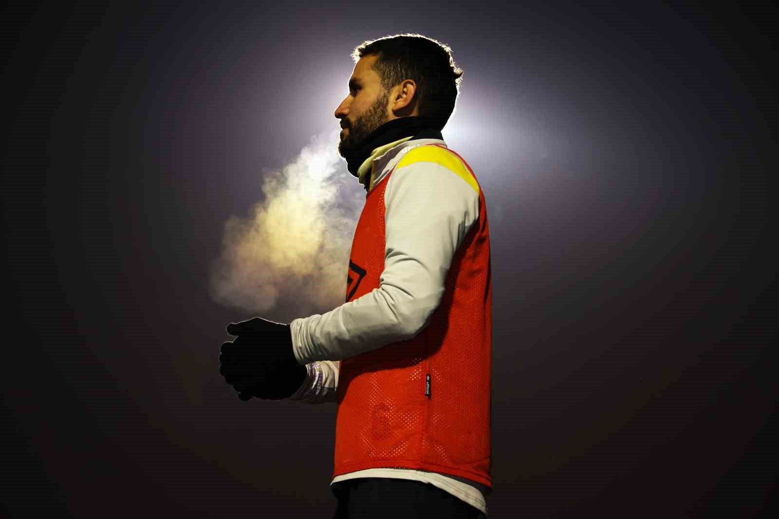 Türkiye’nin en kariyerli futbolcusu Elazığ’da