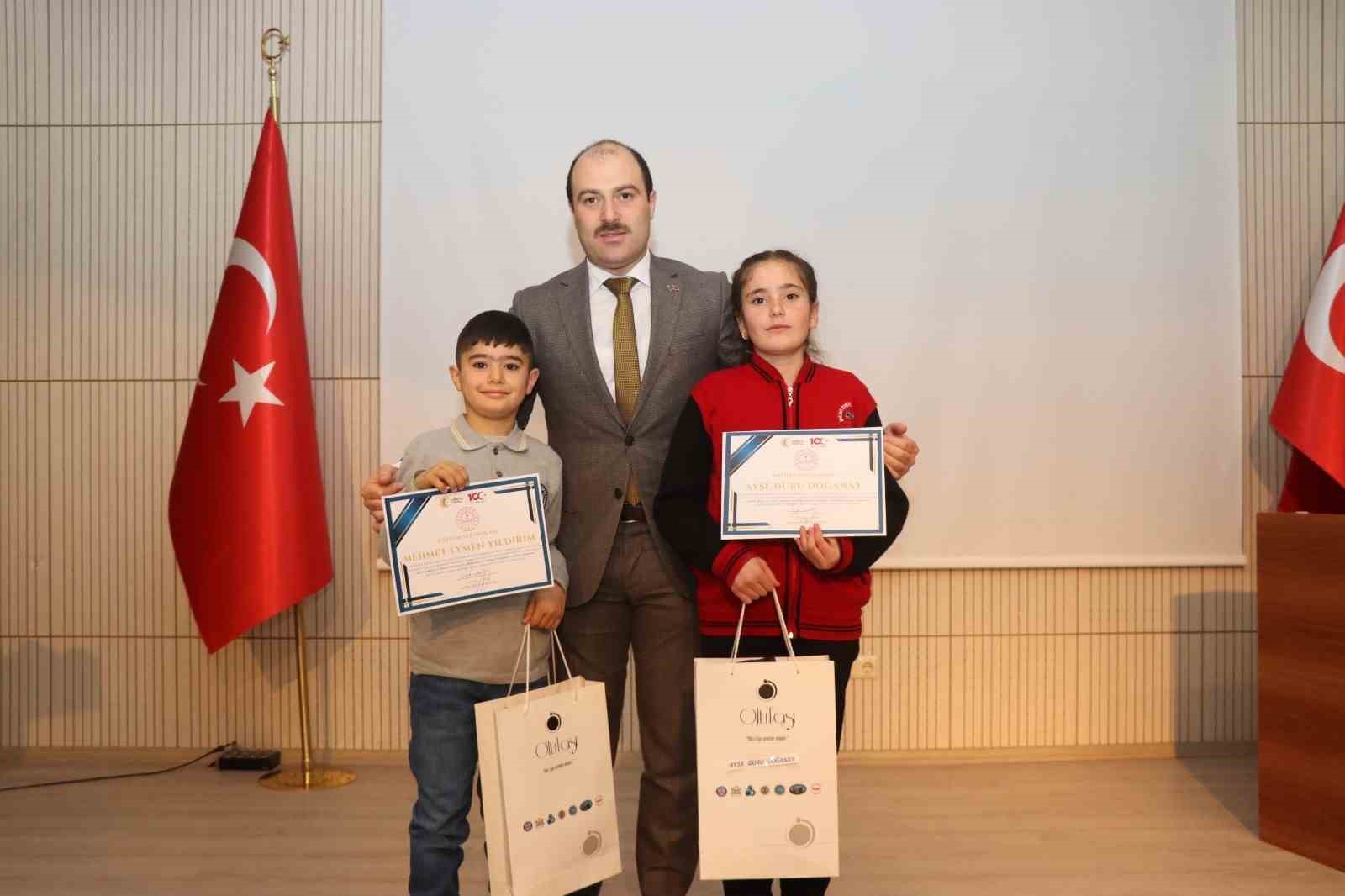 İstiklal Marşı’nı en iyi okumak için yarıştılar