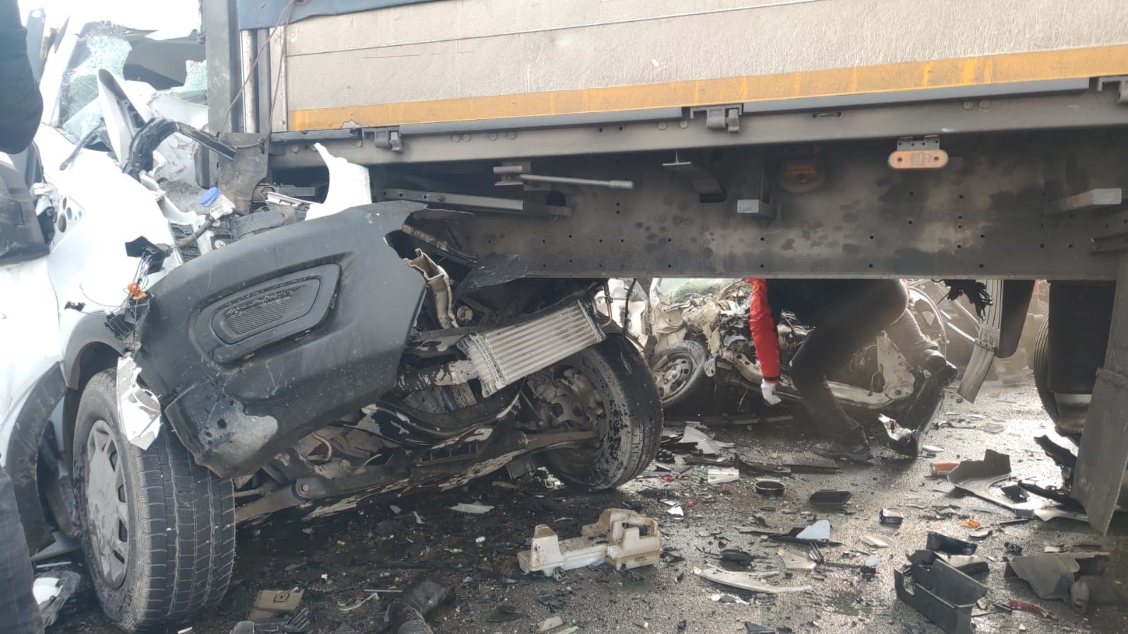 Van’daki zincirleme trafik kazalarına 35 araç karıştı