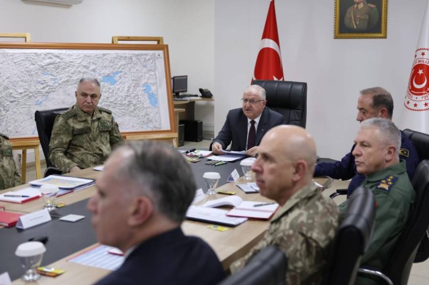 Bakan Güler: “Suriye Millî Ordusu’nun, toprakların tamamını kurtaracağına inanıyoruz”