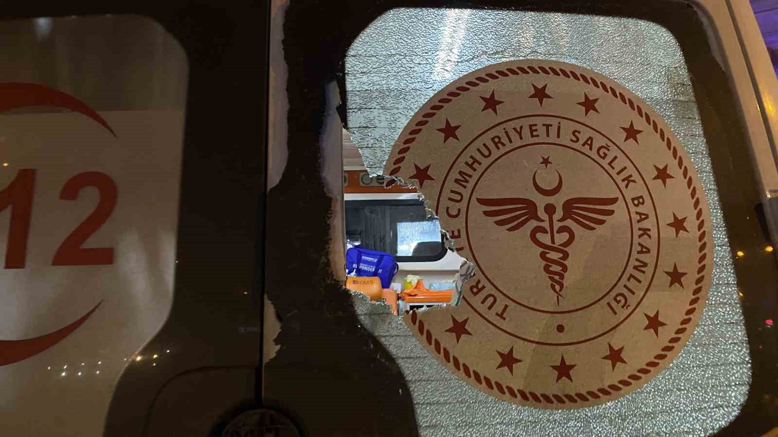 Diyarbakır’da bir şahıs ambulansa 74. kez saldırdı